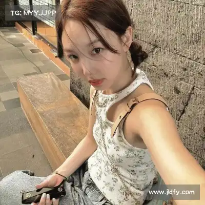 滑鹤迅